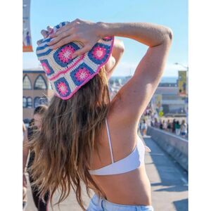 JOCELYN Tulum Crochet Bucket Hat Pink Multi‎ NWT